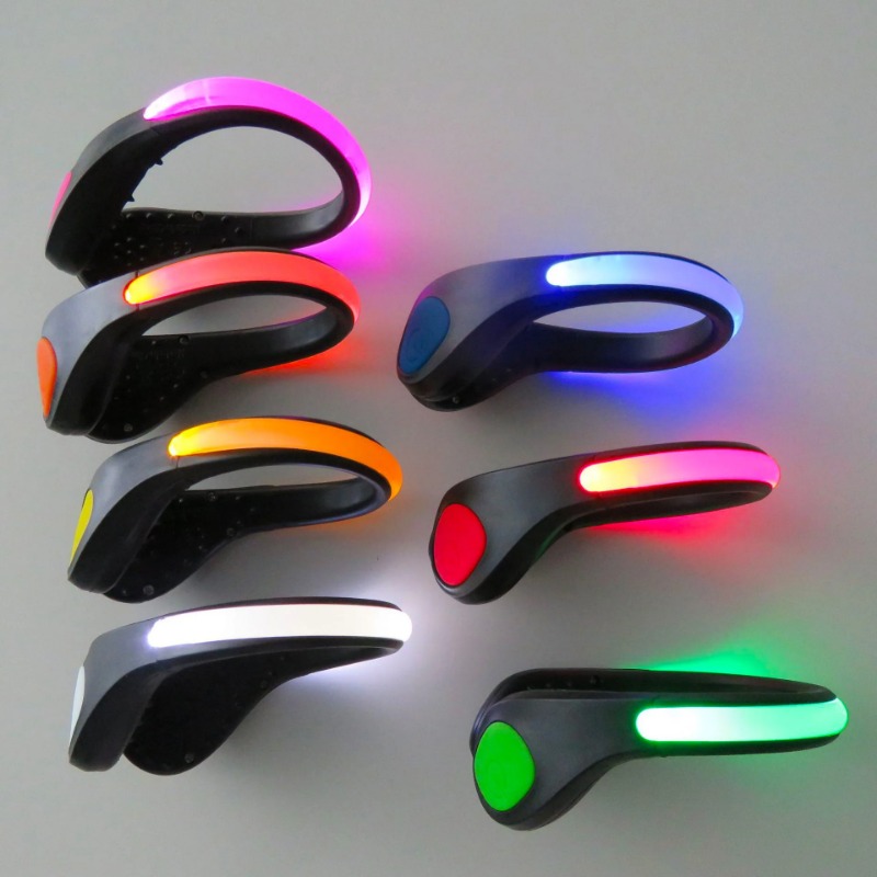 Nowy świecący klips do butów L – Cycling Shoe Covers recenzja i cena